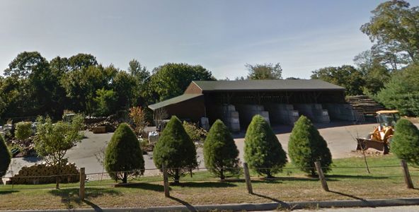 Industrial & Retail Site: 215 Flanders Rd, Mystic, CT 06355